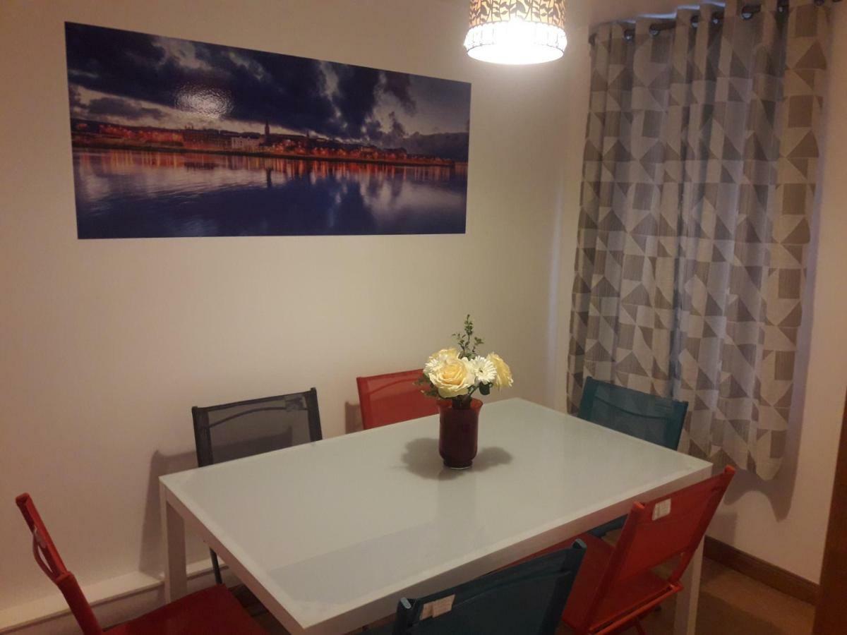 Bridge House Derry City Townhouse Central Free Parking Villa Buitenkant foto