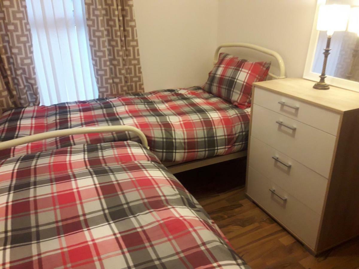 Bridge House Derry City Townhouse Central Free Parking Villa Buitenkant foto