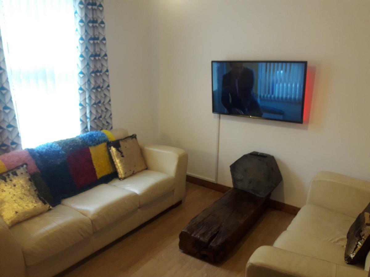 Bridge House Derry City Townhouse Central Free Parking Villa Buitenkant foto